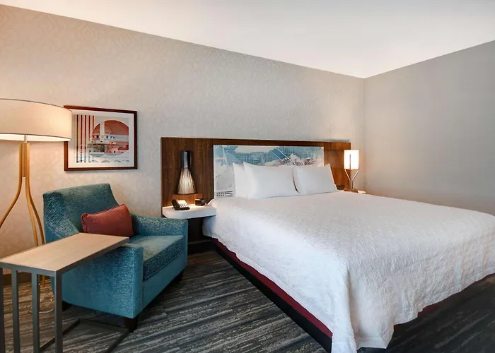 Hampton Downtown, Az 3*