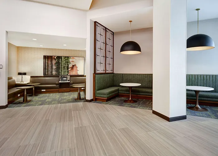 Hampton Downtown, Az Hotel